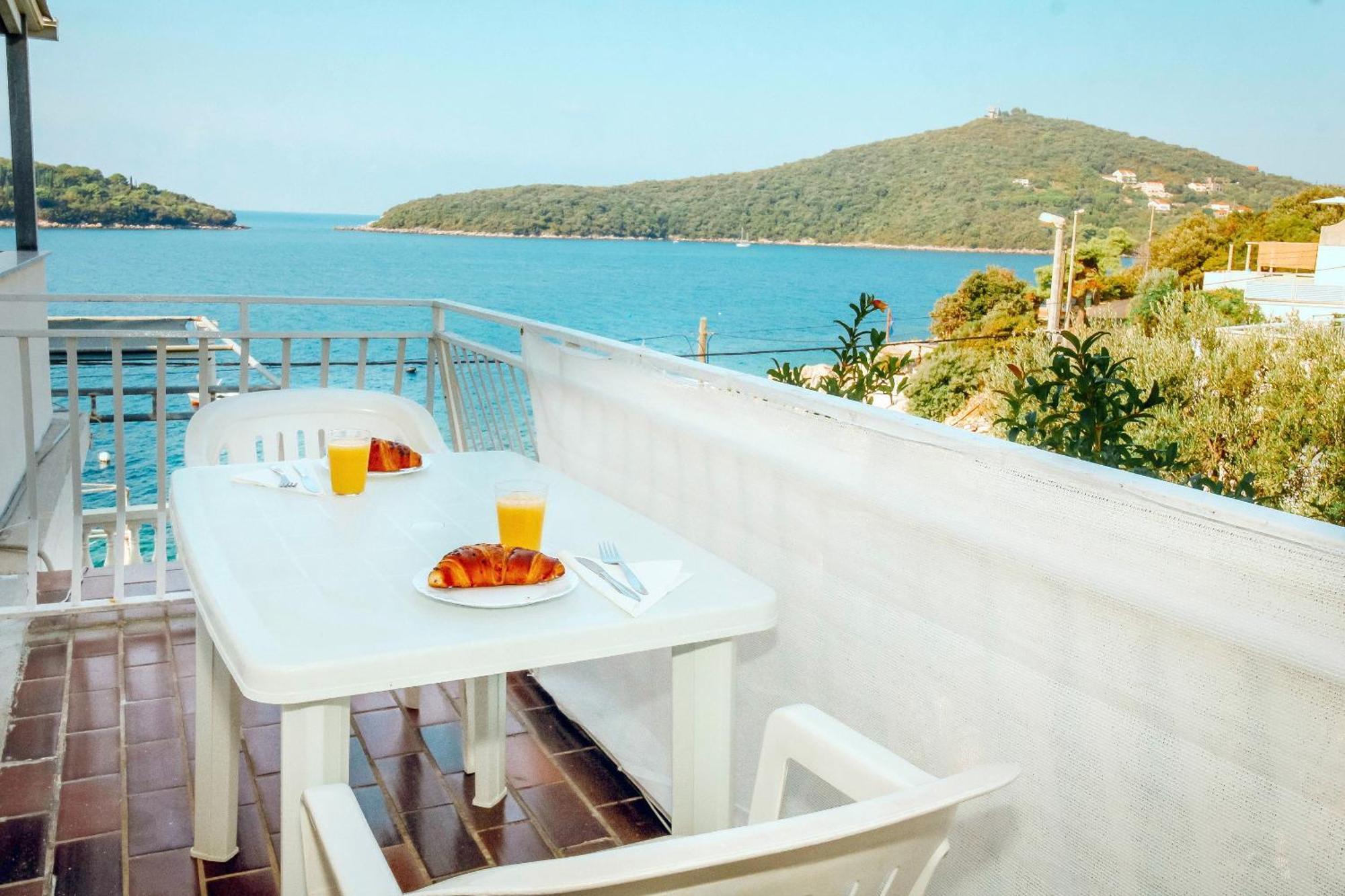 Apartments Ane โมลูนัท ภายนอก รูปภาพ